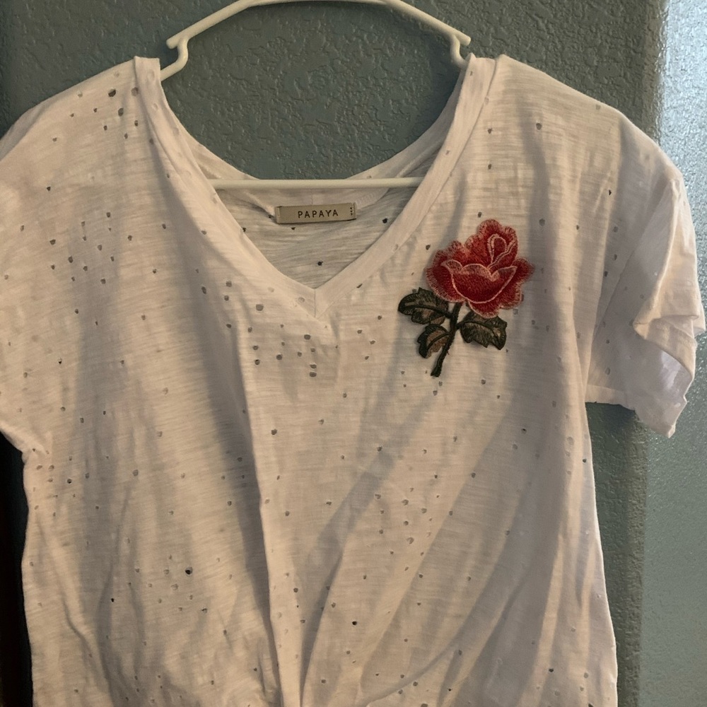 Distressed Rose top - Picture 5 of 6